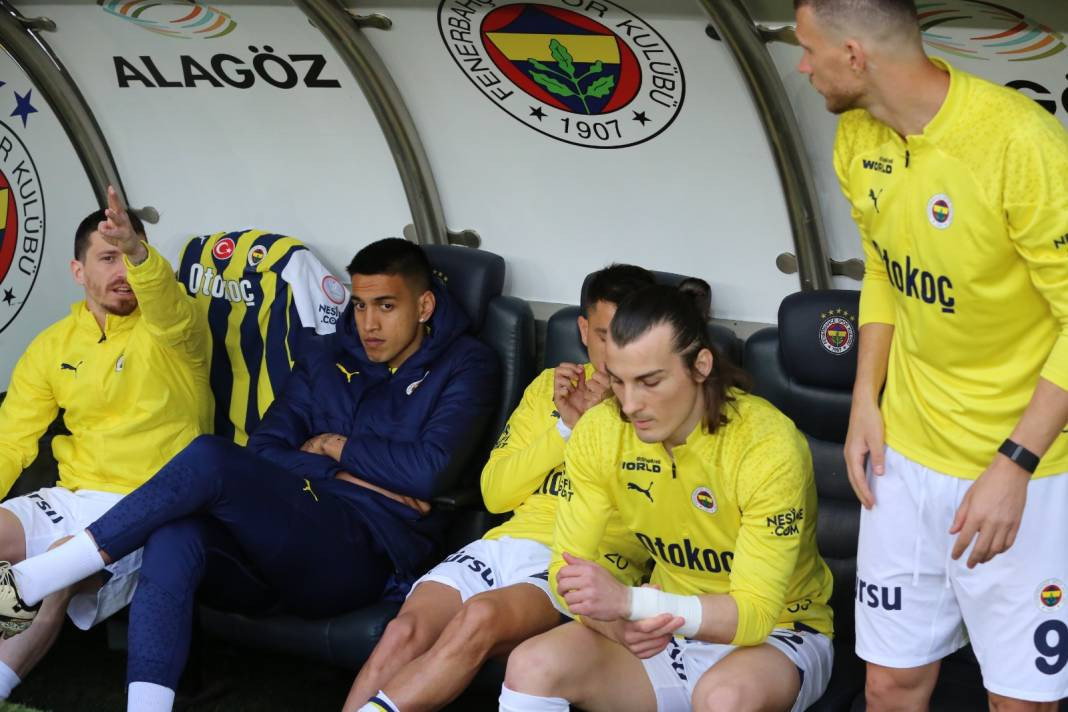 Fenerbahçe Beşiktaş derbisinde görülmemiş şey - Resim: 6